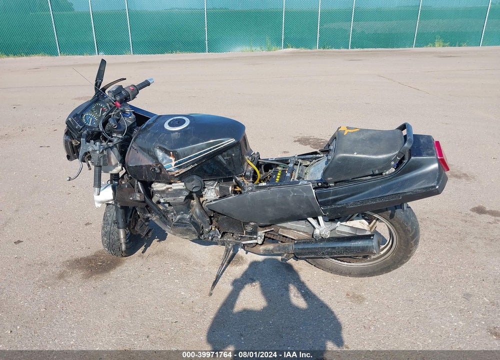1989 KAWASAKI ZX600 C VIN: JKAZX4C15KA011808