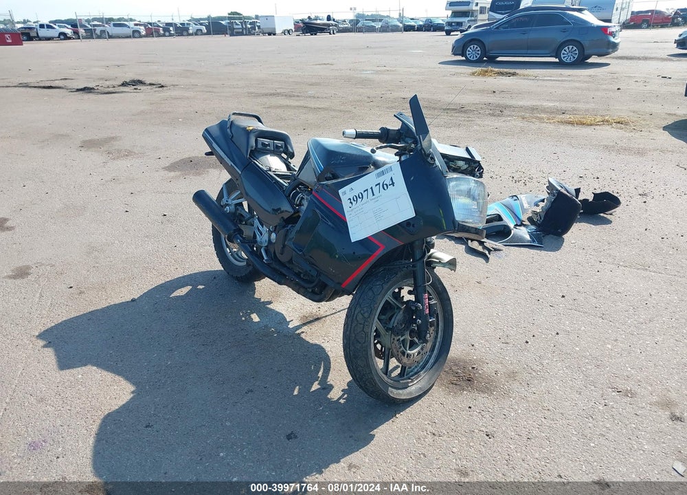 1989 KAWASAKI ZX600 C VIN: JKAZX4C15KA011808