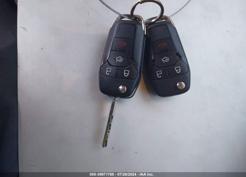 2014 FORD FUSION SE VIN: 3FA6P0HD4ER163731
