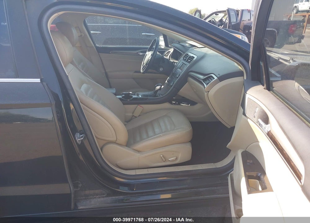 2014 FORD FUSION SE VIN: 3FA6P0HD4ER163731