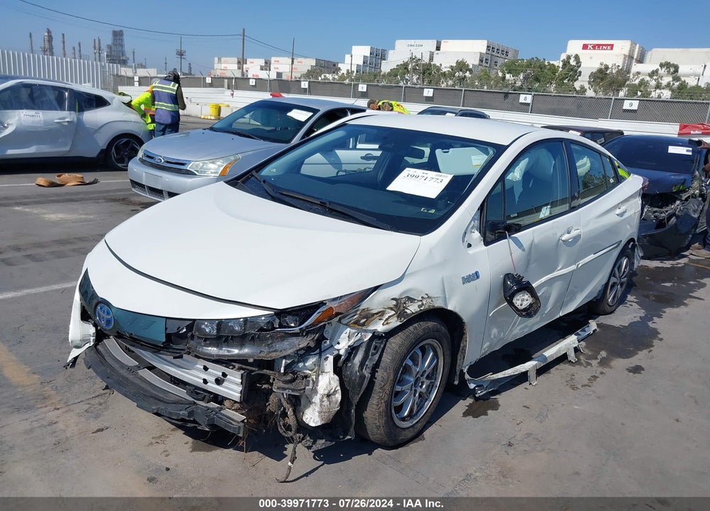 2017 TOYOTA PRIUS PRIME PREMIUM VIN: JTDKARFP8H3019212