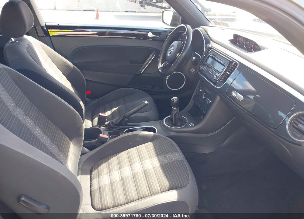 2012 VOLKSWAGEN BEETLE VIN: 3VW4A7AT4CM644146