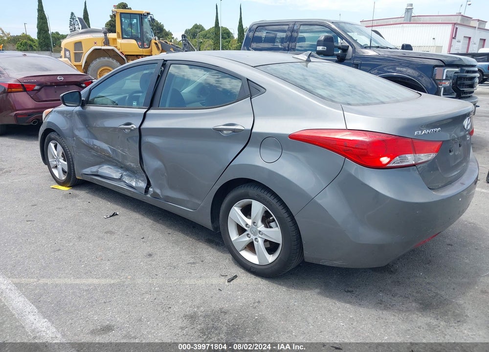 2013 HYUNDAI ELANTRA GLS VIN: 5NPDH4AE5DH370915