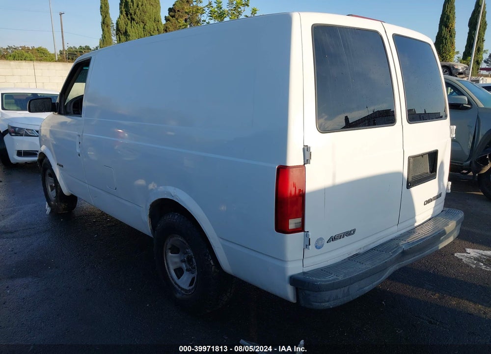 2001 CHEVROLET ASTRO VIN: 1GCDM19W41B122529