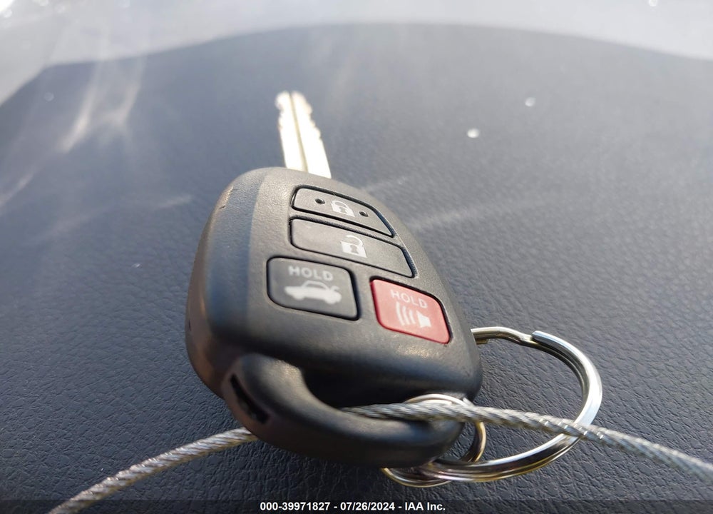 2014 TOYOTA COROLLA LE PLUS VIN: 5YFBURHE9EP105893