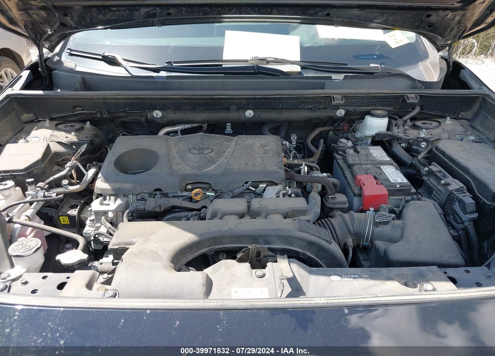 2021 TOYOTA RAV4 XLE VIN: 2T3P1RFV4MW203669