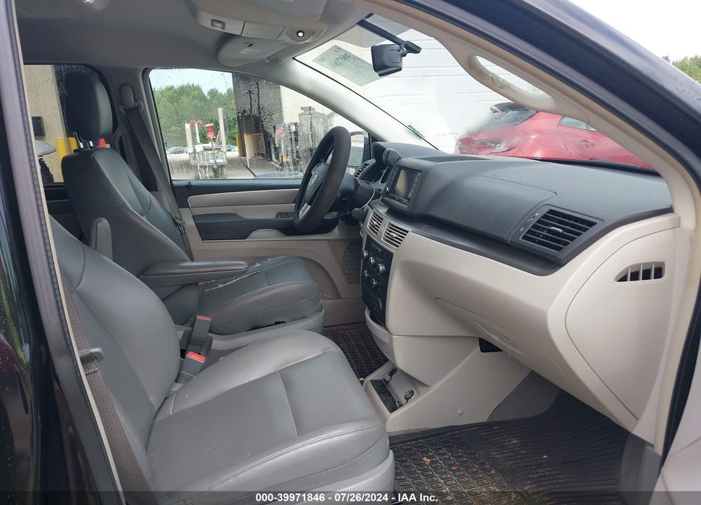 2012 VOLKSWAGEN ROUTAN SE VIN: 2C4RVABG2CR355660