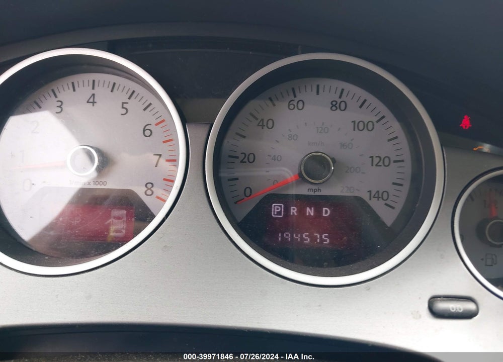 2012 VOLKSWAGEN ROUTAN SE VIN: 2C4RVABG2CR355660