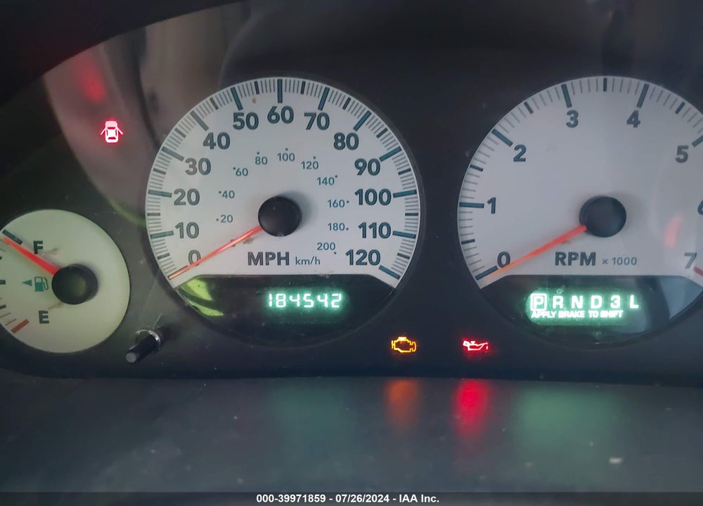 2005 DODGE CARAVAN SXT VIN: 1D4GP45R35B139708