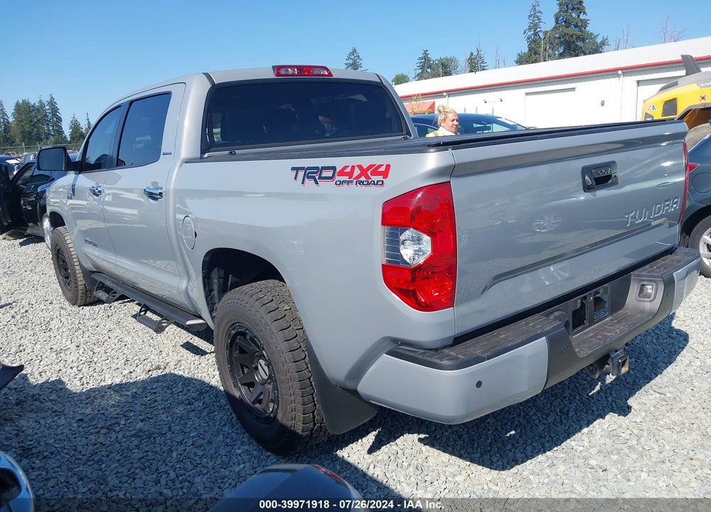 2018 TOYOTA TUNDRA LIMITED 5.7L V8 VIN: 5TFHY5F16JX769815