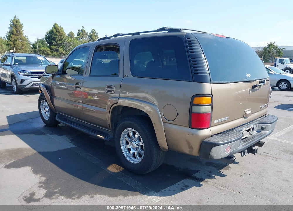 2004 CHEVROLET TAHOE LT VIN: 1GNEK13TX4J213945