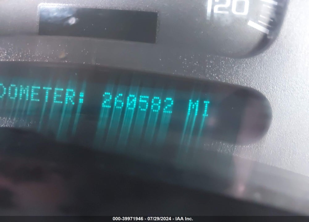 2004 CHEVROLET TAHOE LT VIN: 1GNEK13TX4J213945