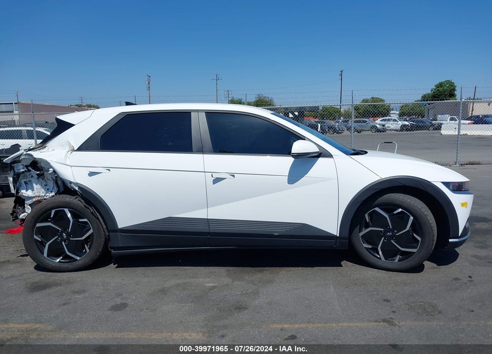 2022 HYUNDAI IONIQ 5 SE VIN: KM8KM4AEXNU109639