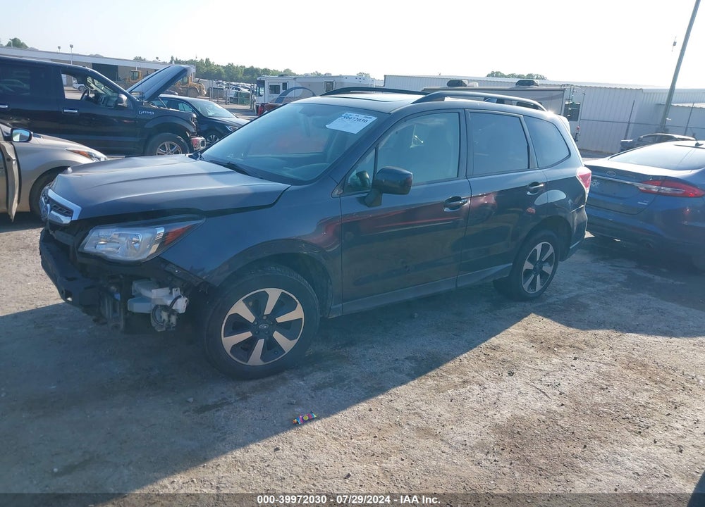 2018 SUBARU FORESTER 2.5I PREMIUM VIN: JF2SJAECXJH412963