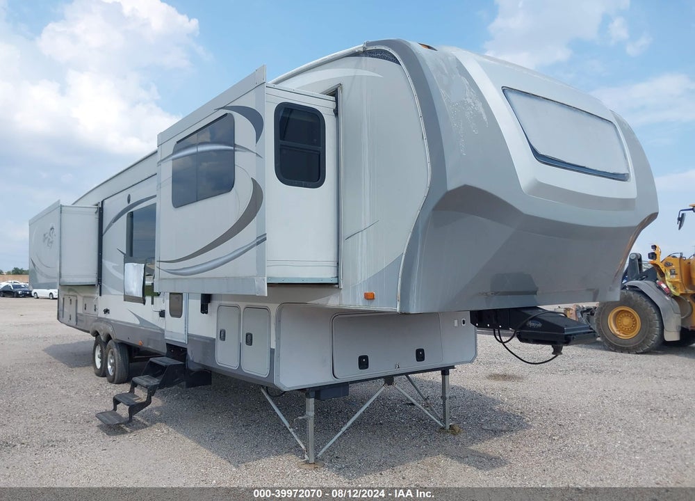 2013 OPEN RANGE 386 FLR VIN: 5XMFE4024D5009544