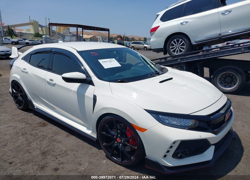 2018 HONDA CIVIC TYPE-R TOURING VIN: SHHFK8G7XJU202139
