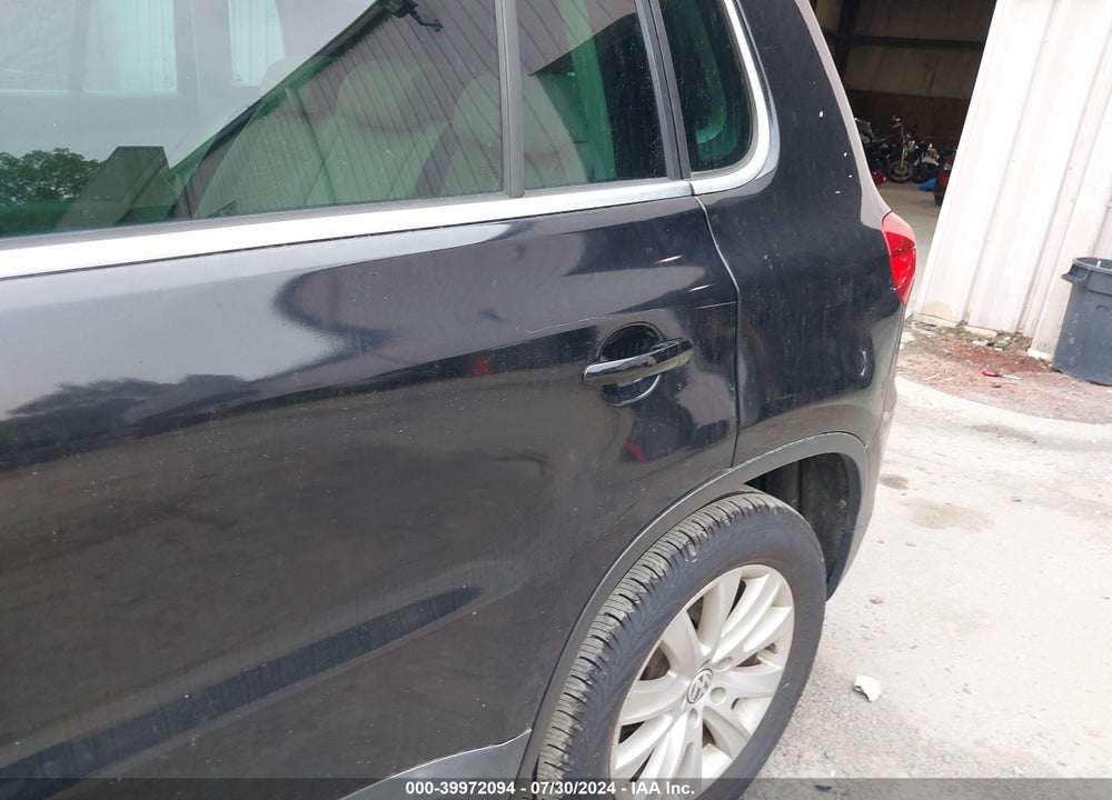 2009 VOLKSWAGEN TIGUAN S/SE/SEL VIN: WVGAV75NX9W511644