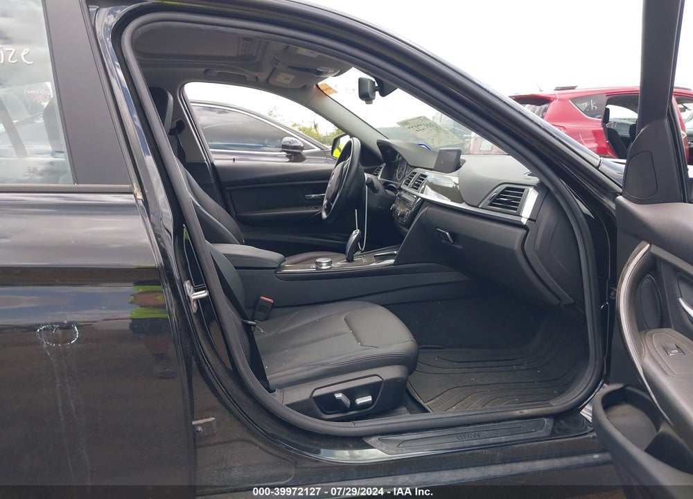 2018 BMW 320I VIN: WBA8A9C54JAH12518