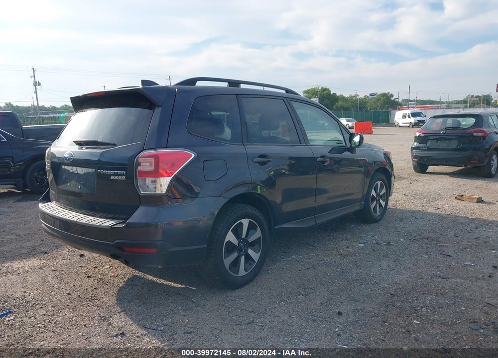 2017 SUBARU FORESTER 2.5I PREMIUM VIN: JF2SJAGC3HH545541