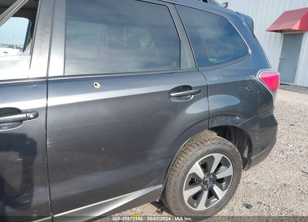 2017 SUBARU FORESTER 2.5I PREMIUM VIN: JF2SJAGC3HH545541
