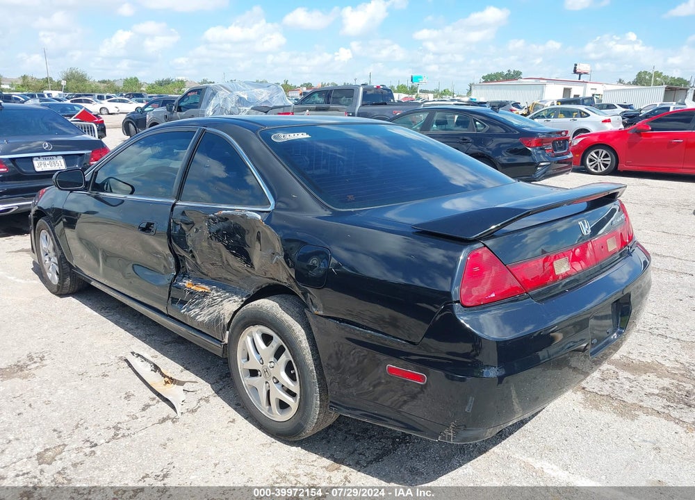 2001 HONDA ACCORD 3.0 EX VIN: 1HGCG22571A023608