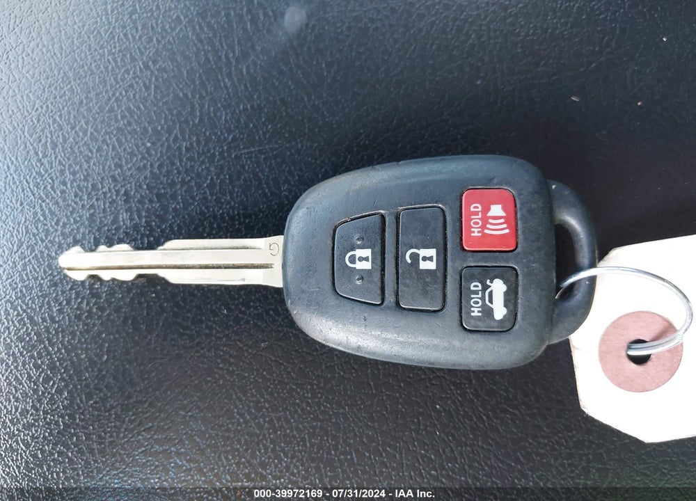 2012 TOYOTA CAMRY SE VIN: 4T1BF1FK5CU107236