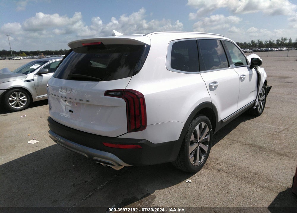 2022 KIA TELLURIDE S VIN: 5XYP64HC0NG204673
