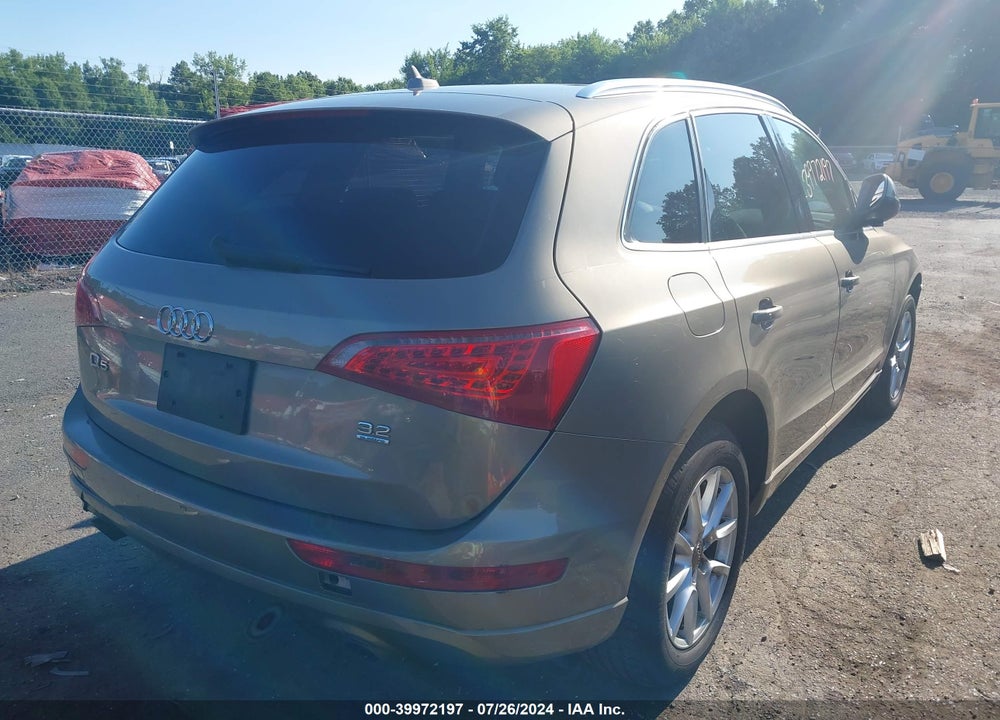 2009 AUDI Q5 3.2 PREMIUM VIN: WA1KK78R49A049119