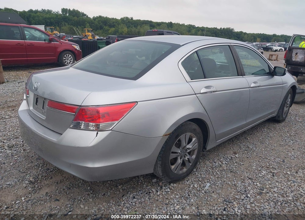 2011 HONDA ACCORD 2.4 LX-P VIN: 1HGCP2F44BA054687