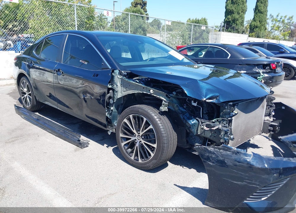 2018 TOYOTA CAMRY SE VIN: JTNB11HK3J3010504