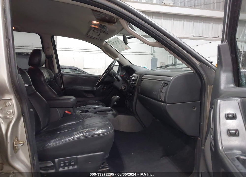 2004 JEEP GRAND CHEROKEE LAREDO VIN: 1J4GW48N14C274553