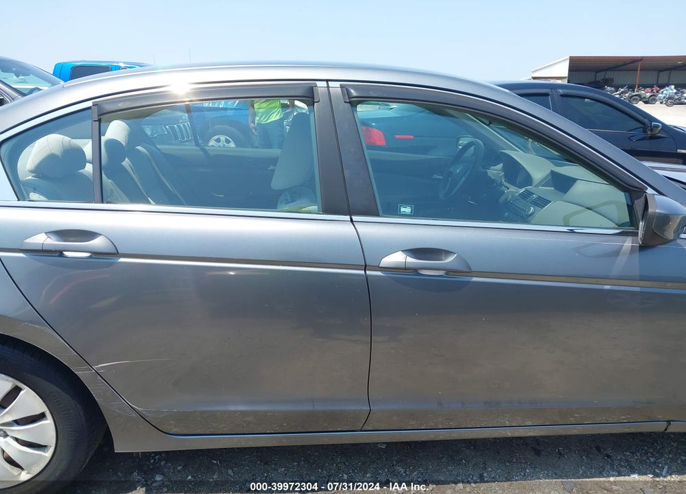 2009 HONDA ACCORD 2.4 LX VIN: 1HGCP26359A052898