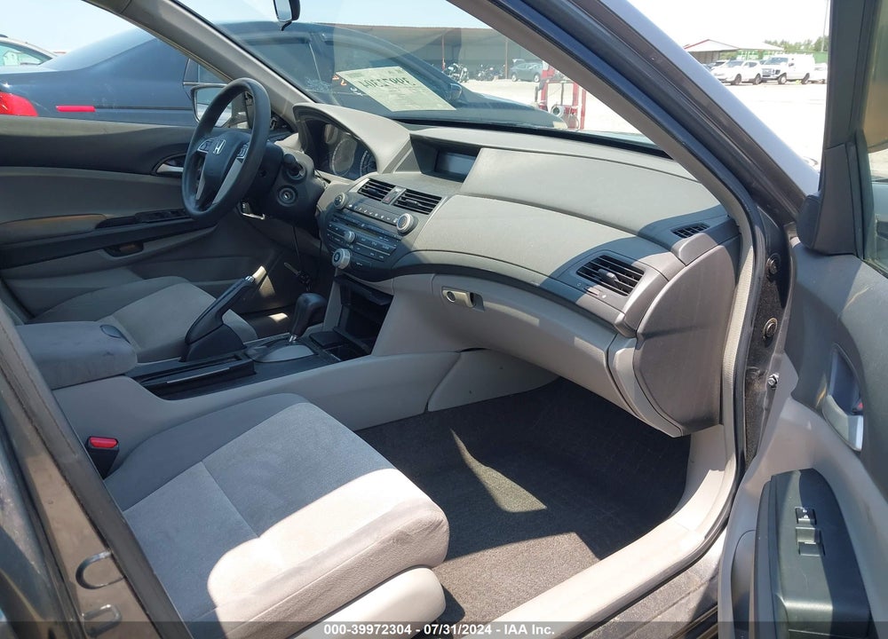 2009 HONDA ACCORD 2.4 LX VIN: 1HGCP26359A052898