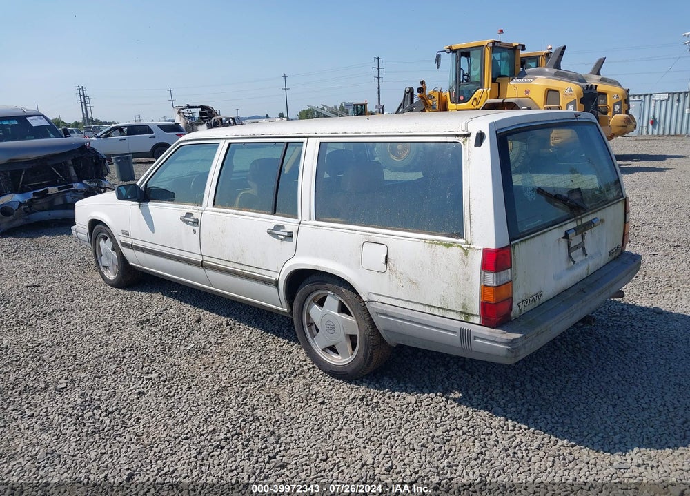 1990 VOLVO 740 GL VIN: YV1FA8851L2284229