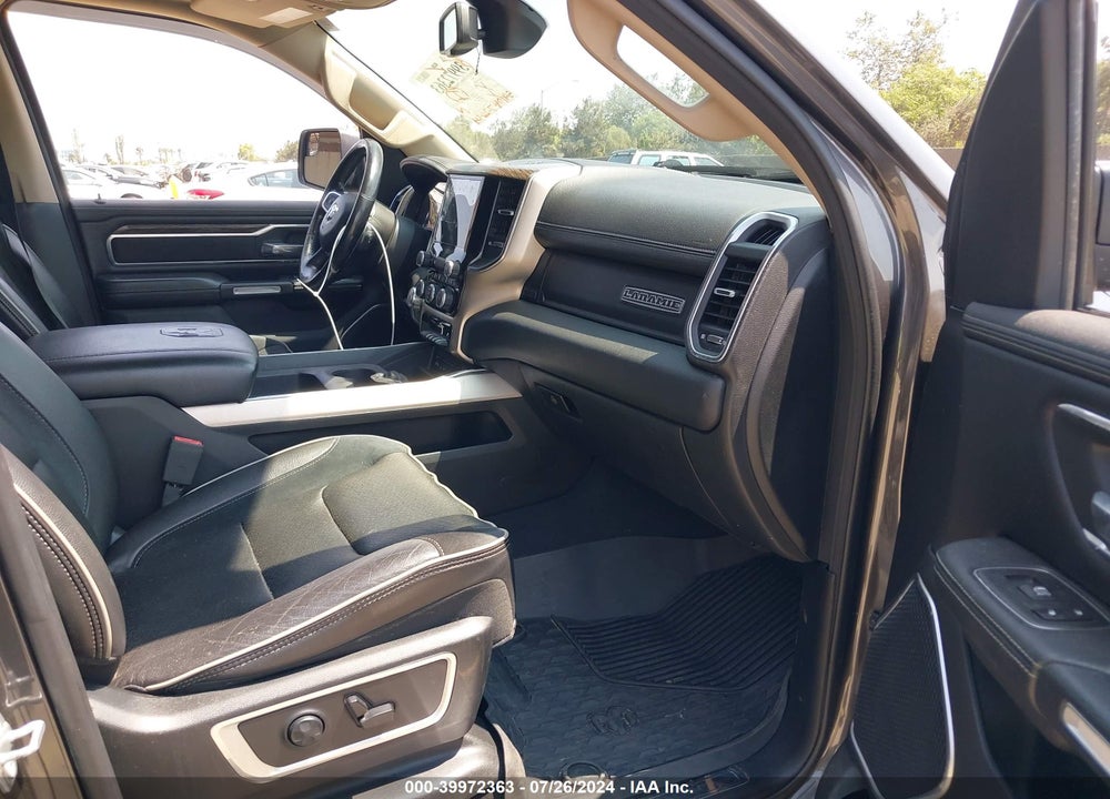 2019 RAM 1500 LAIE  4X2 5'7 BOX VIN: 1C6RREJT6KN509753