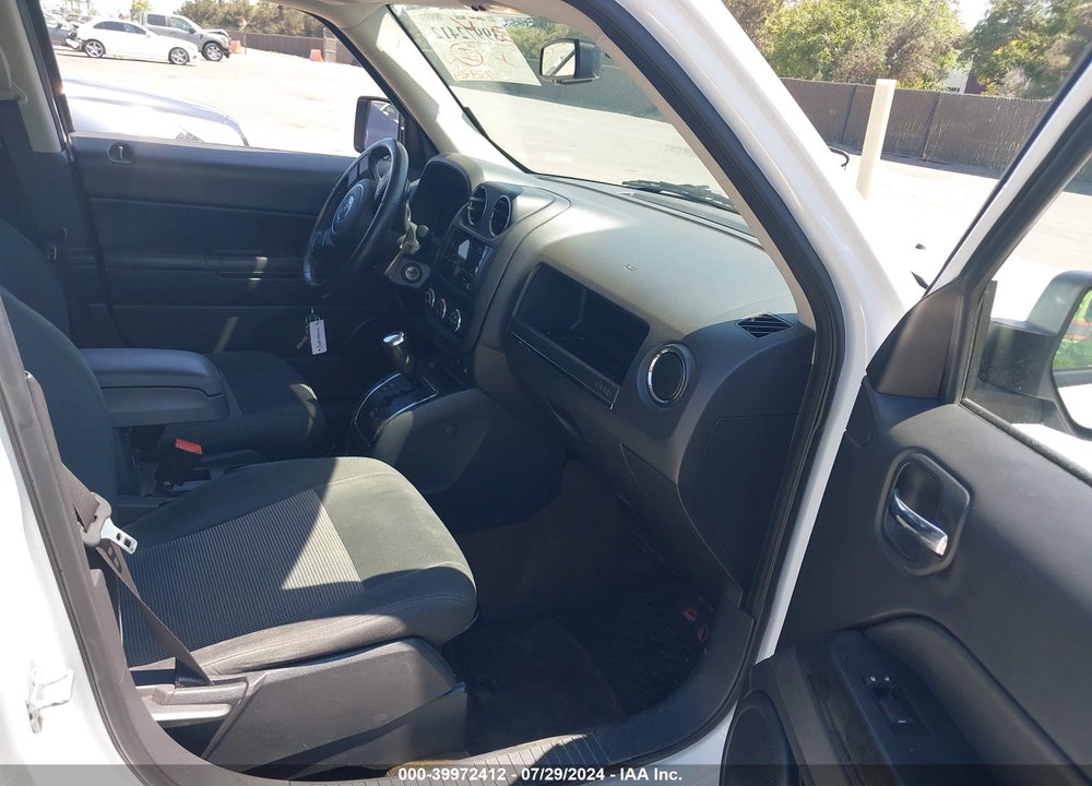 2016 JEEP PATRIOT LATITUDE VIN: 1C4NJPFA2GD647935