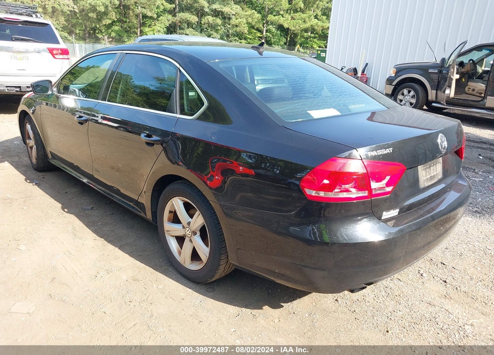 2015 VOLKSWAGEN PASSAT 1.8T LIMITED EDITION VIN: 1VWAT7A3XFC100625