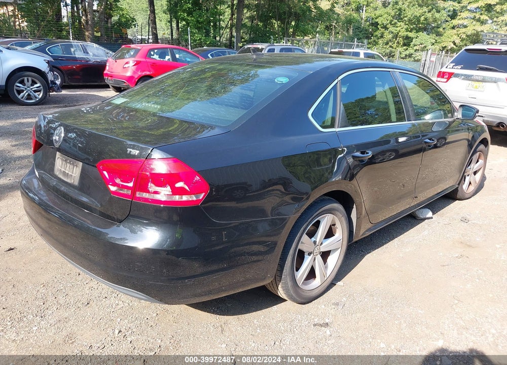 2015 VOLKSWAGEN PASSAT 1.8T LIMITED EDITION VIN: 1VWAT7A3XFC100625