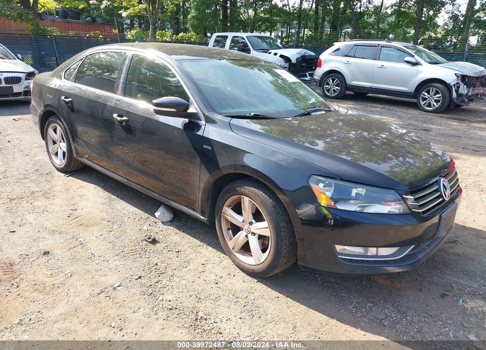 2015 VOLKSWAGEN PASSAT 1.8T LIMITED EDITION VIN: 1VWAT7A3XFC100625