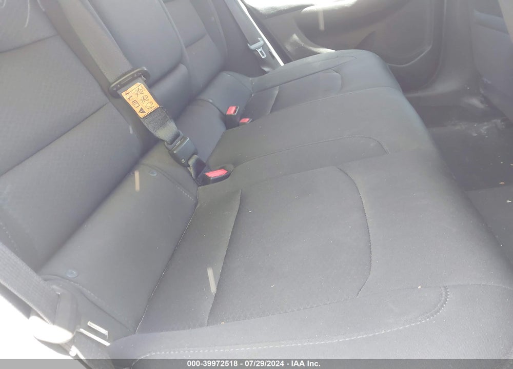 2018 CHEVROLET MALIBU LT VIN: 1G1ZD5ST4JF132511
