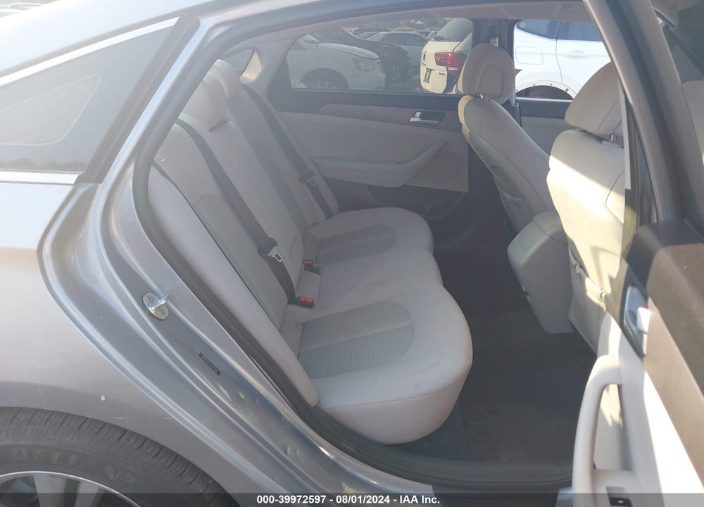 2016 HYUNDAI SONATA SE VIN: 5NPE24AF7GH367369
