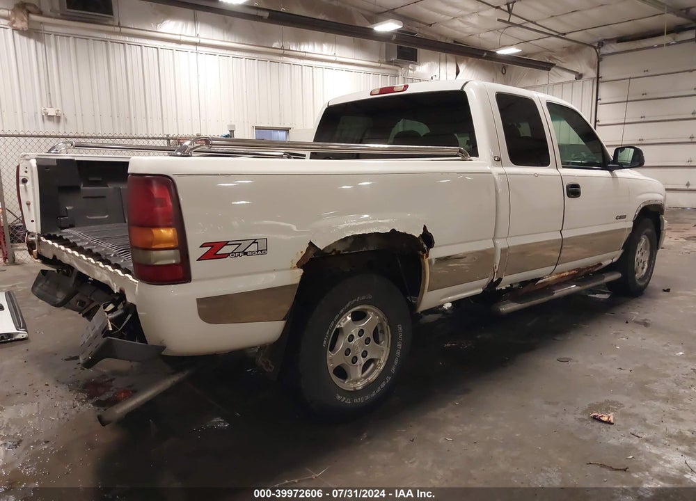 2000 CHEVROLET SILVERADO 1500 LT VIN: 1GCEK19T2YE397809