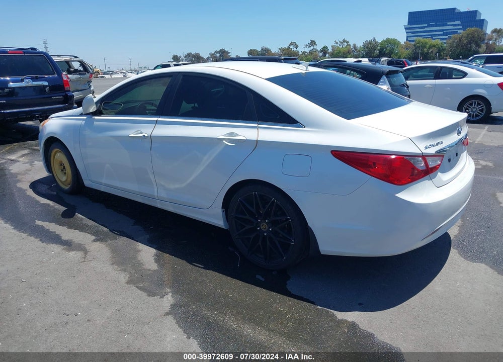 2013 HYUNDAI SONATA GLS VIN: 5NPEB4AC1DH509877