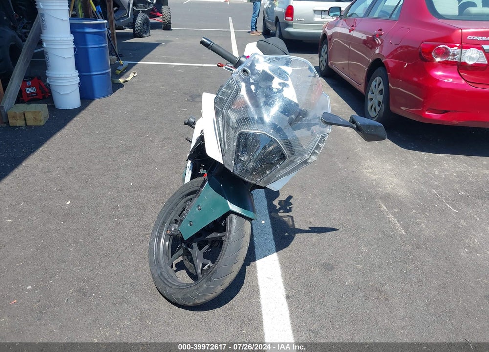 2022 KTM 390 RC VIN: MD2JYJ400NC214824
