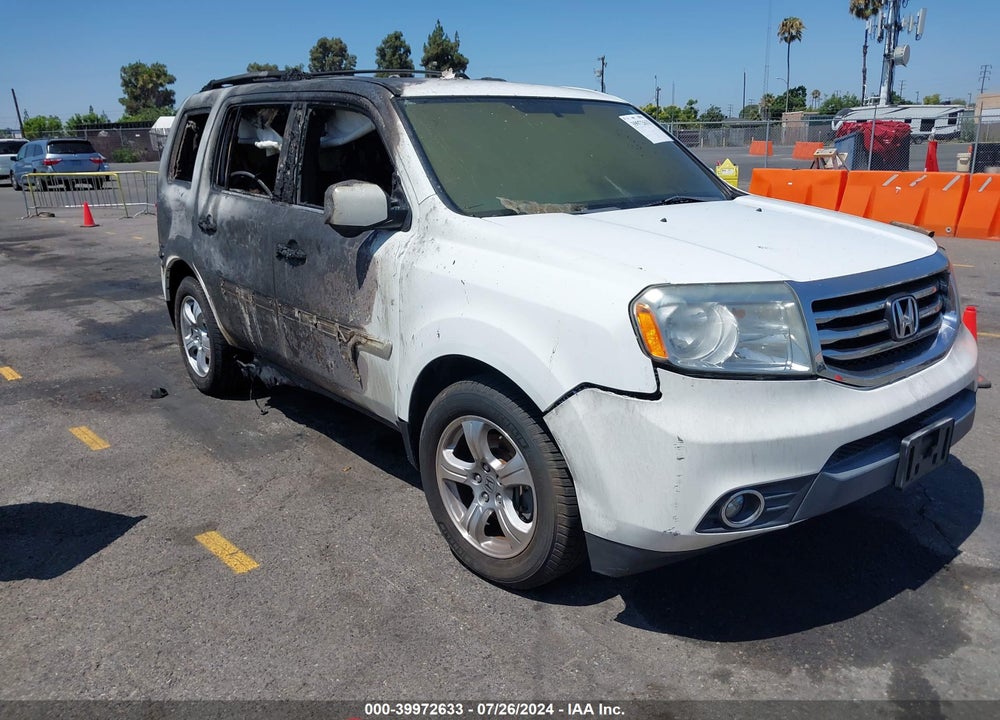 2015 HONDA PILOT EX VIN: 5FNYF3H44FB020434