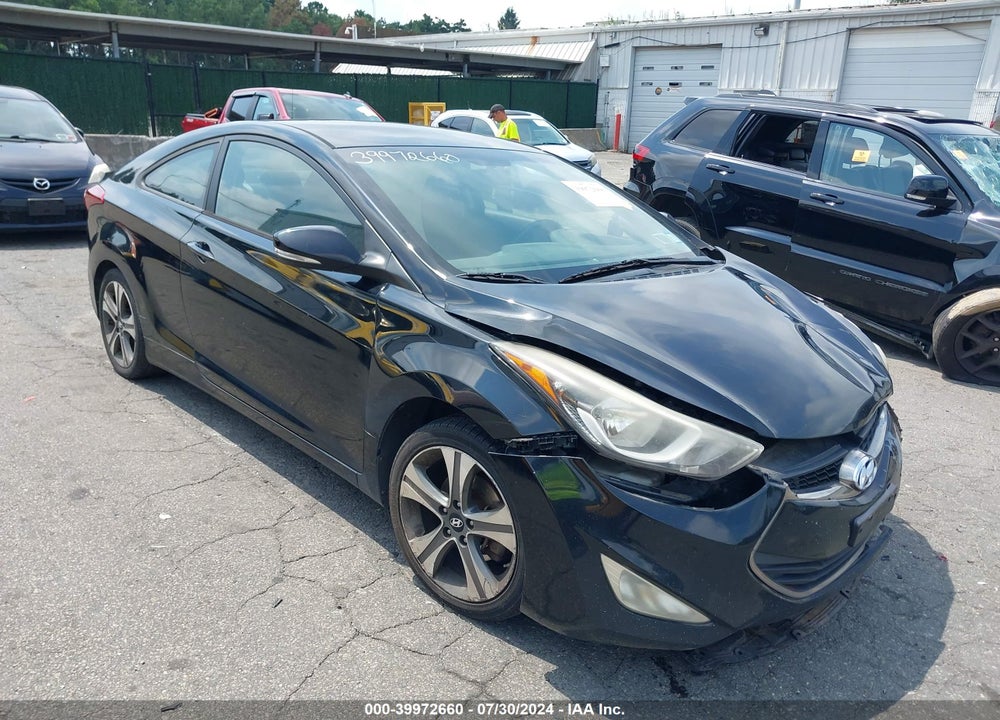 2014 HYUNDAI ELANTRA VIN: KMHDH6AH7EU027712