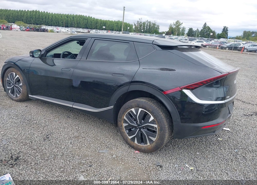 2024 KIA EV6 LIGHT LONG RANGE VIN: KNDC3DLC2R5616462