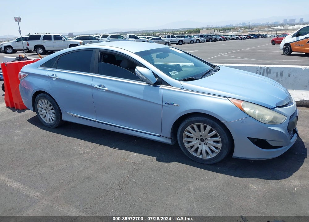 2013 HYUNDAI SONATA HYBRID VIN: KMHEC4A43DA064504