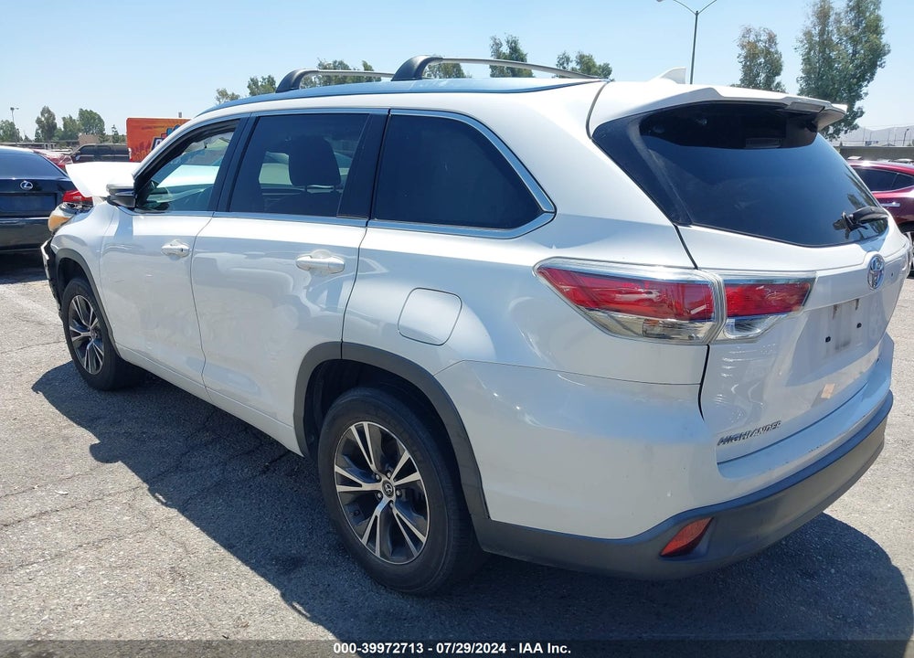 2016 TOYOTA HIGHLANDER XLE V6 VIN: 5TDKKRFH5GS177445