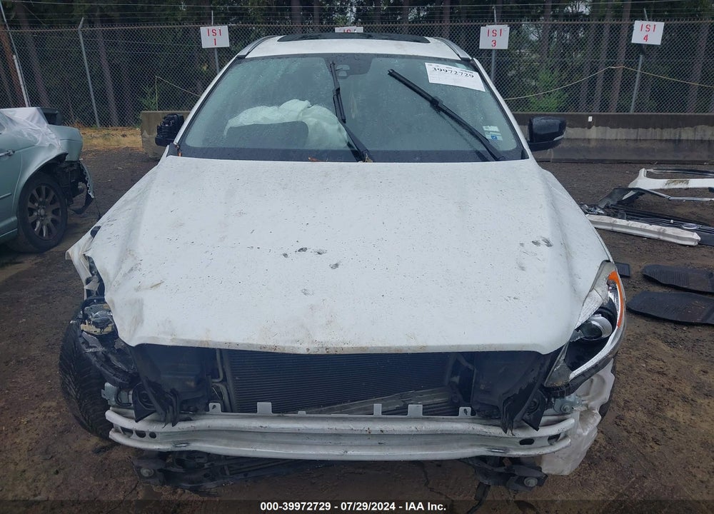 2017 VOLVO XC60 T6 DYNAMIC VIN: YV449MRR9H2145650